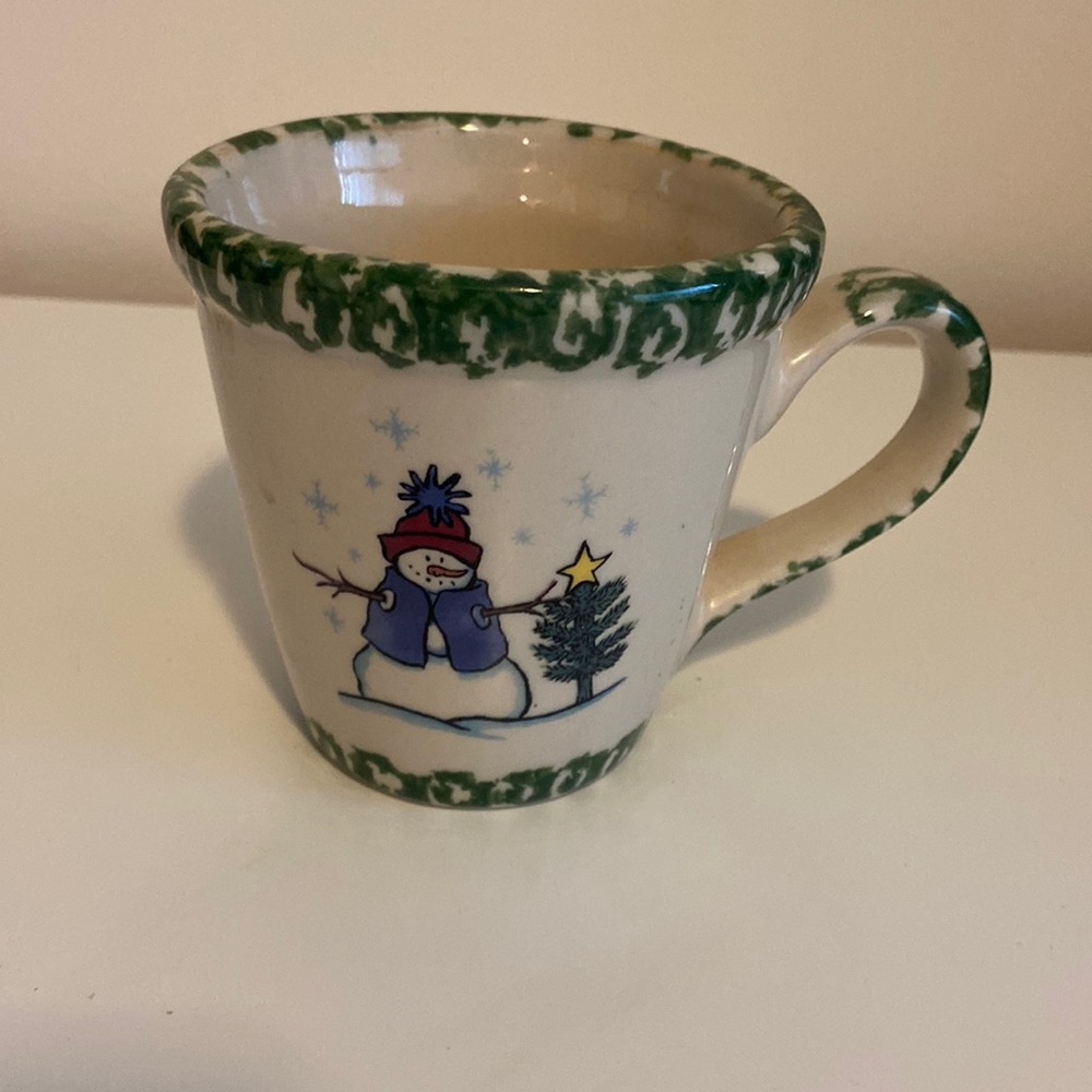 Henn Christmas / Holiday Snowman Mug